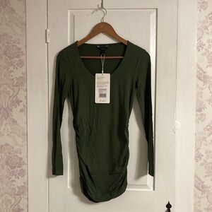 Women's Green Long Sleeve Top